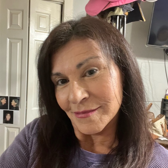 Meet your Posher, Nancy - Picture 2 of 2